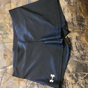 Under Armour bike shorts size LG